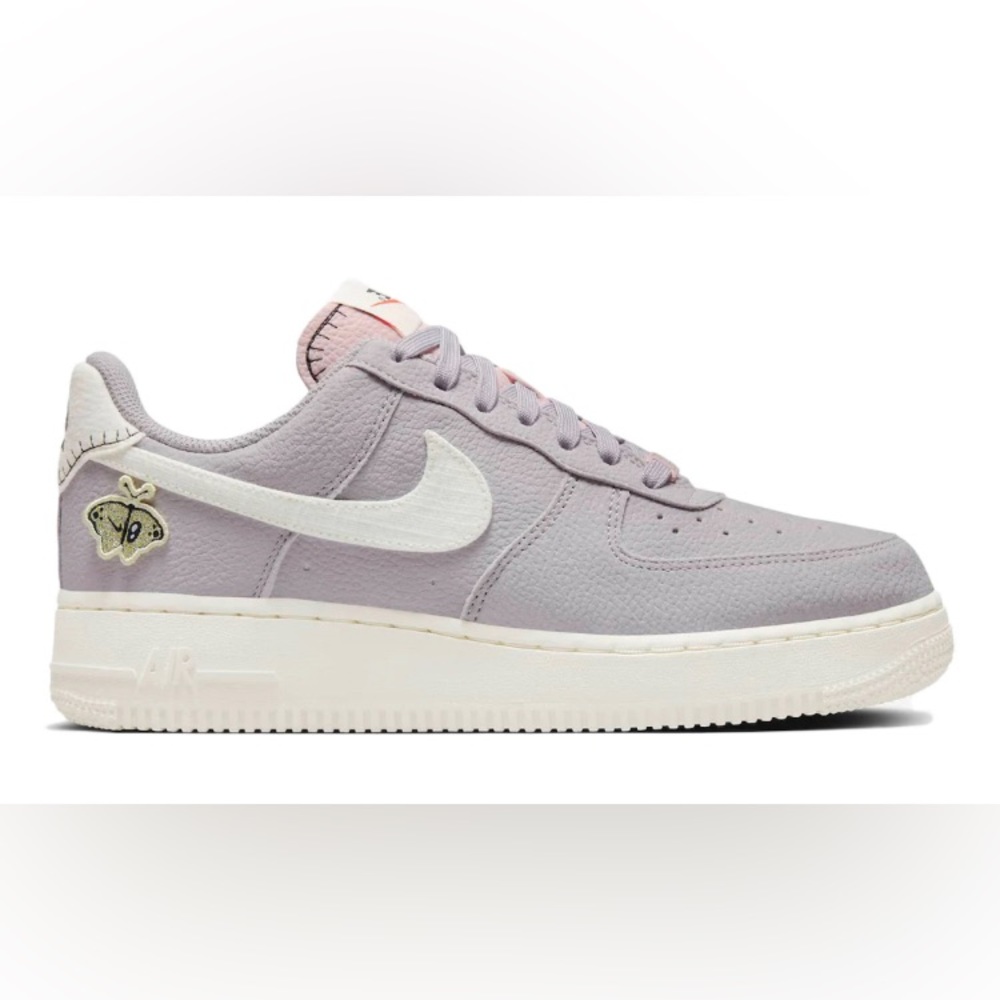 Wmns Air Force 1 '07 SE 'Air Sprung- new size 7.5